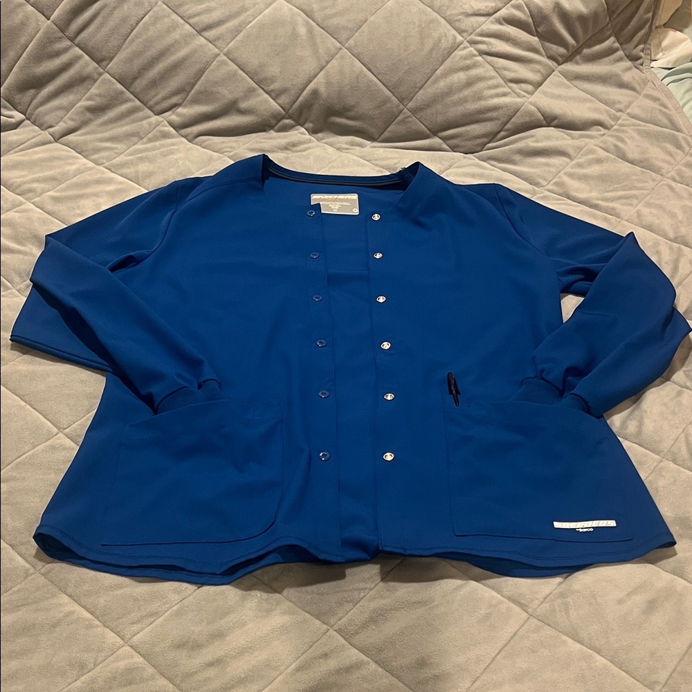 Blue Scrub jacket. Button-Up. Medium.